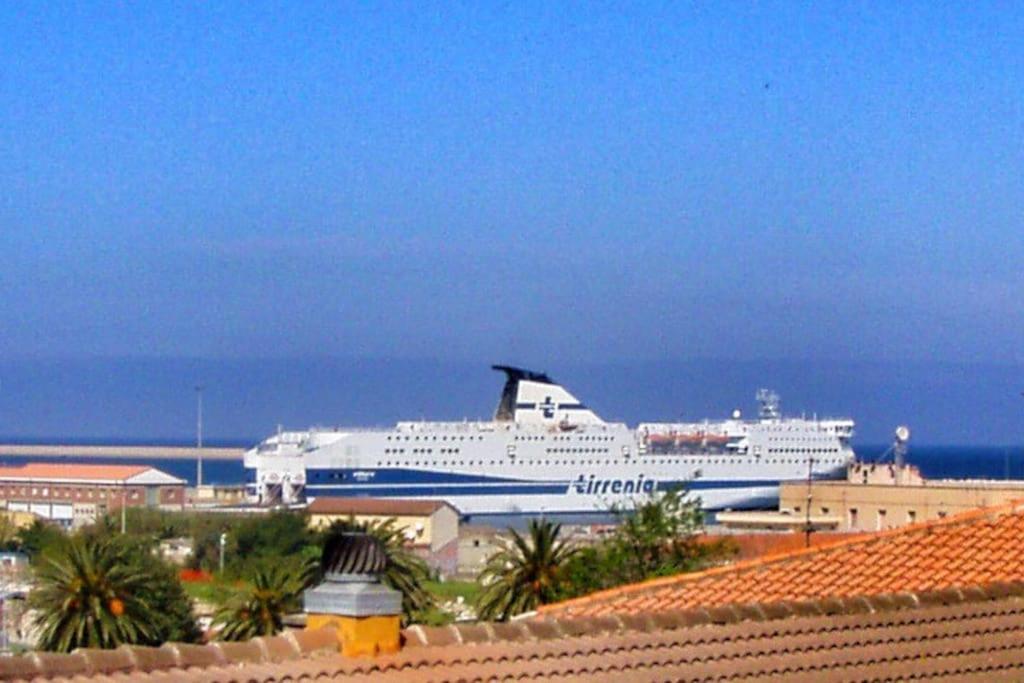 Il Faro Lägenhet Porto Torres Exteriör bild